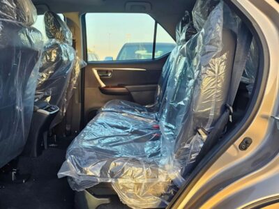 2024 Toyota Fortuner FULL OPTION 2.7L V4 PETROL GCC Bronze Black