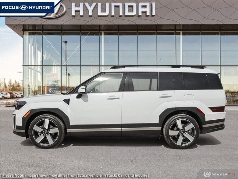 Hyundai Santa Fe NEW 2024 Hyundai 2.5T Luxury AWD 7-Pass White Black
