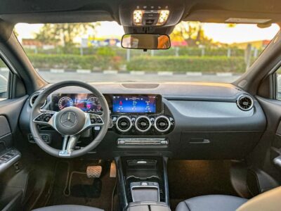 Mercedes-Benz GLA 200 2025 New Mercedes-Benz GLA 200 1.3L Turbo White