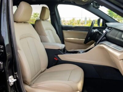 JEEP GRAND CHEROKEE LIMITED 3.6P AT 4X4 MY2023 Black Beige