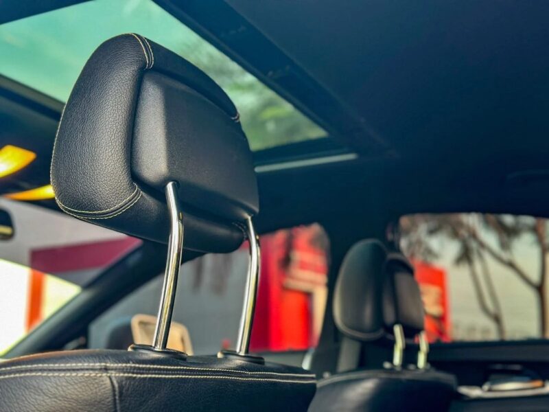 Mercedes-Benz CLS 550 2012 Mercedes-Benz CLS 550 RWD Silver