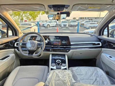 2025 Kia Sportage PREMIUM SMART VERSION 1.5L V4 PETROL White Beige