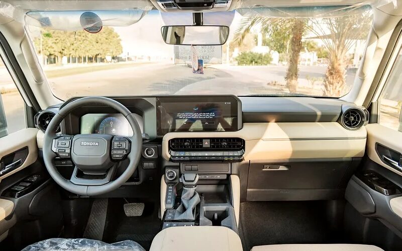 2025 Toyota Prado Other 4 Cylinder Engine White Beige GCC