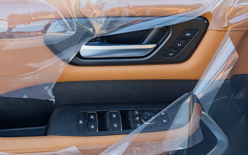 2026 Nissan Patrol SE Platinum 6 Cylinder Engine Black Tan