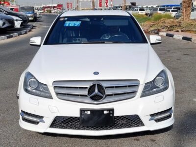 2013 Mercedes-Benz C-Class C350 White Black in Perfect Condition