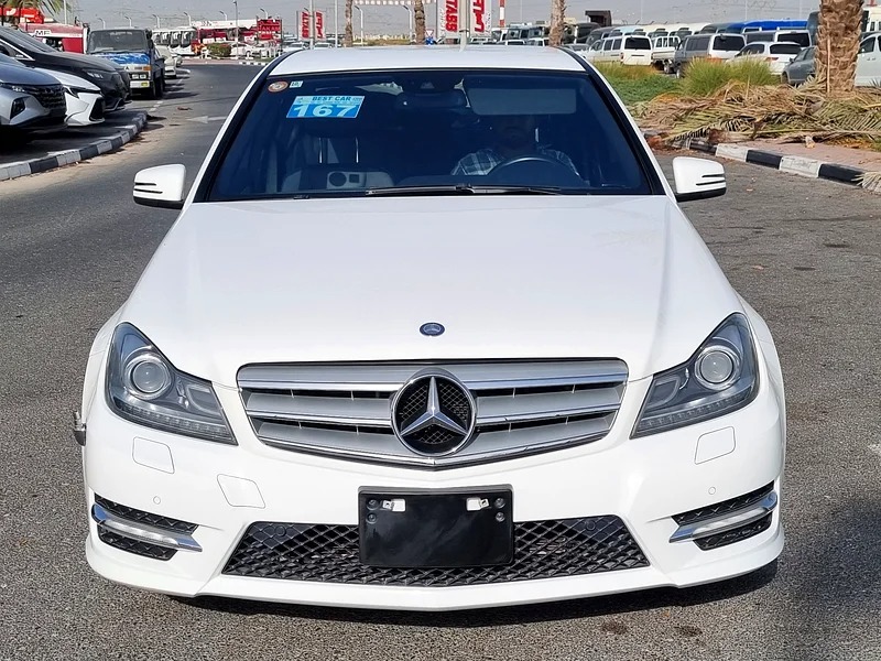 2013 Mercedes-Benz C-Class C350 White Black in Perfect Condition
