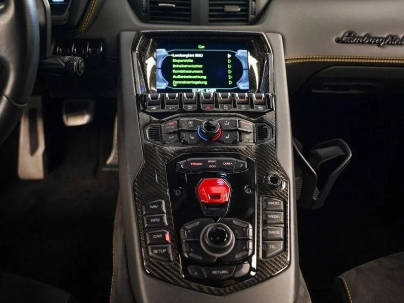 Lamborghini Aventador S 6.5L Naturally Aspirated V12 2018