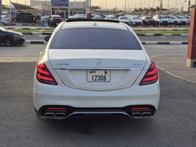Mercedes-Benz S550 4.7-liter Twin-Turbocharged V8 Engine 2015 White Tan