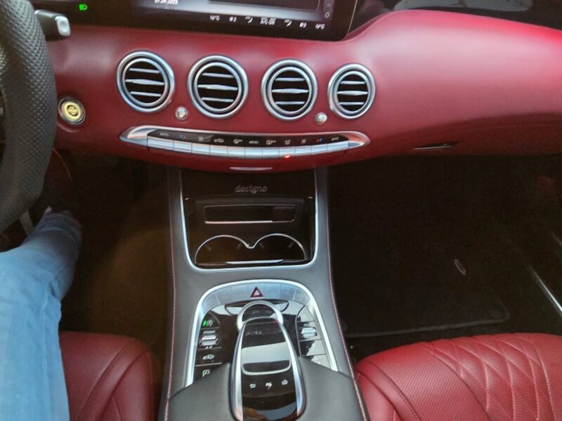 Mercedes-Benz S 560 4.0L Twin-Turbo V8 Engine 2018 White Red