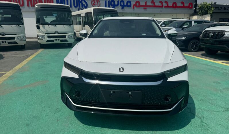 2023 Toyota Crown 2.4-litre turbocharged Hybrid inline-4 engine White Beige