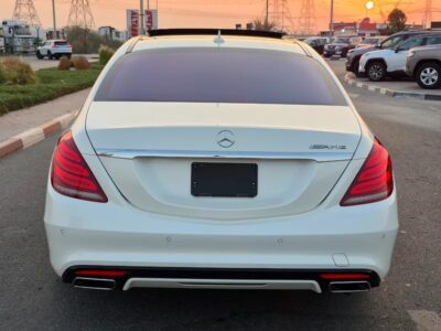 2014 Mercedes-Benz S-Class S 550 8 Cylinder Engine White Black