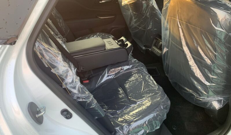 2023 Toyota Crown 2.5 L Inline‑4 Hybrid e‑CVT AWD White