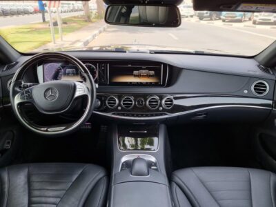 MERCEDES-Benz S 500 4.7L twin-turbocharged V8 Engine Black 2014