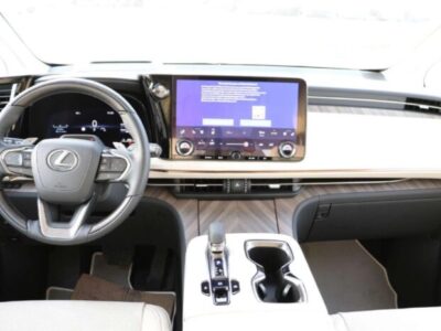 2025 Lexus LM 350h 2.5L 4-Cylinder Hybrid White Beige