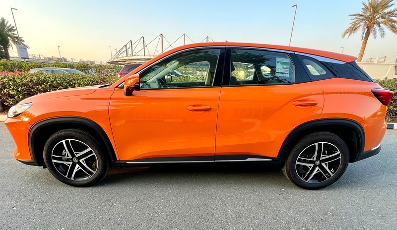 2024 MG One COM Mid Option SUV Orange Black GCC Specs