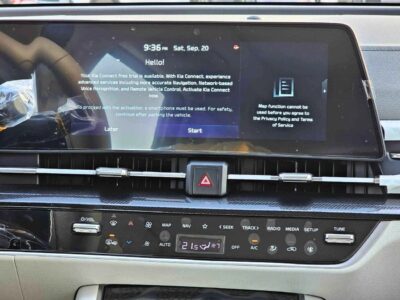 2025 Kia Sportage PREMIUM SMART VERSION 1.5L V4 PETROL White Beige