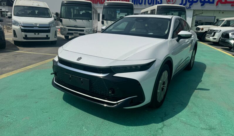 2023 Toyota Crown 2.4-litre turbocharged Hybrid inline-4 engine White Beige