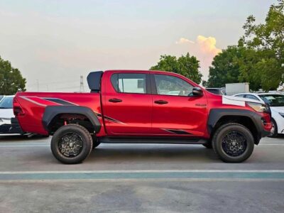 Toyota Hilux GR SPORT DUAL TONE 4.0L V6 PETROL Red Black GCC Specs