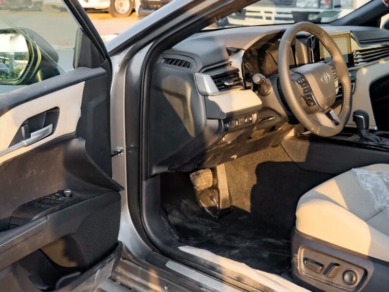 2025 Toyota Camry LE Hybrid 4 Cylinder Engine Grey Beige