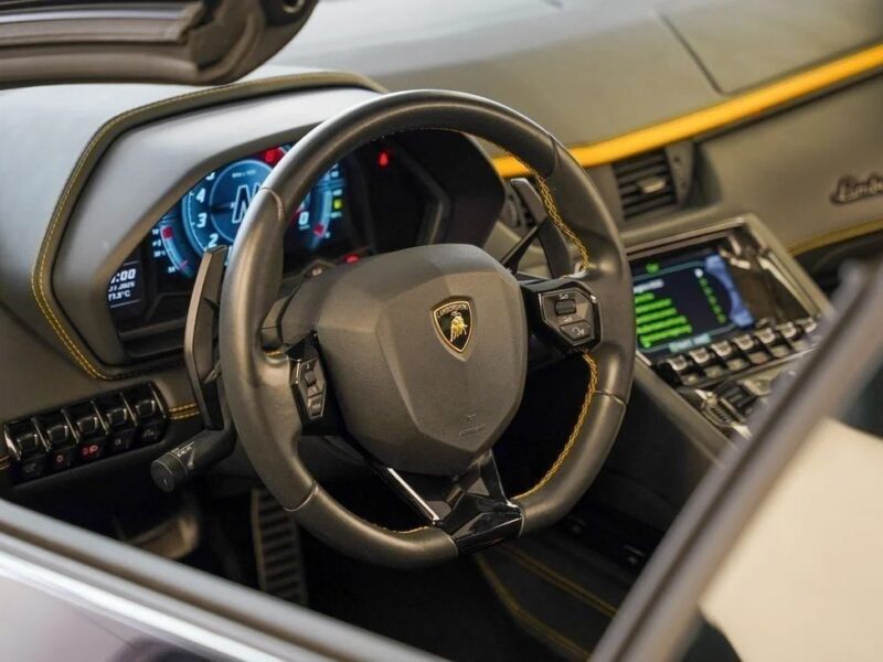 Lamborghini Aventador S 6.5L Naturally Aspirated V12 2018