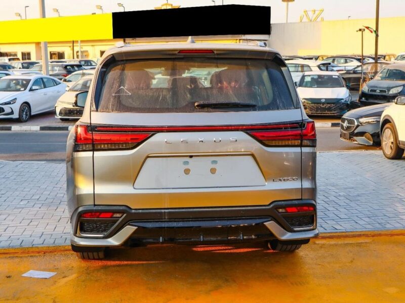 Lexus LX 600 F-Sport 3.5L 2025 Lexus LX 600 F-Sport Silver Red GCC Specs