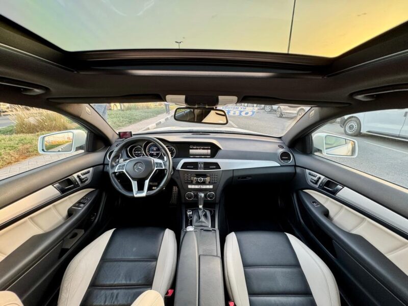 2013 Mercedes-Benz C 63 AMG 6.2 L V8 Engine White Black