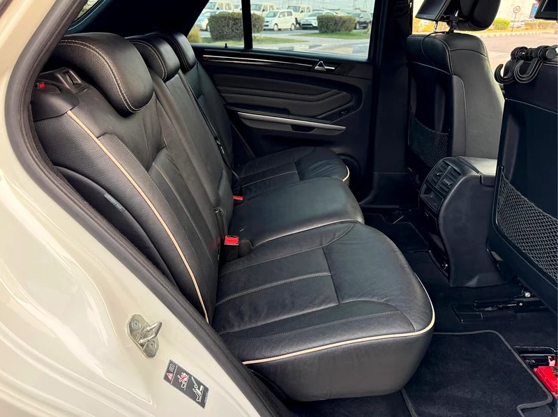 2012 Mercedes-Benz M-Class ML 350 White Black in Perfect Condition