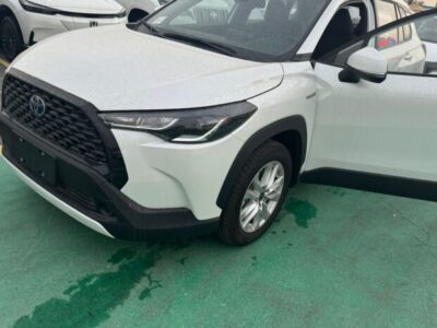 2025 Toyota Corolla Cross 2.0L 4-Cylinder Engine White Black