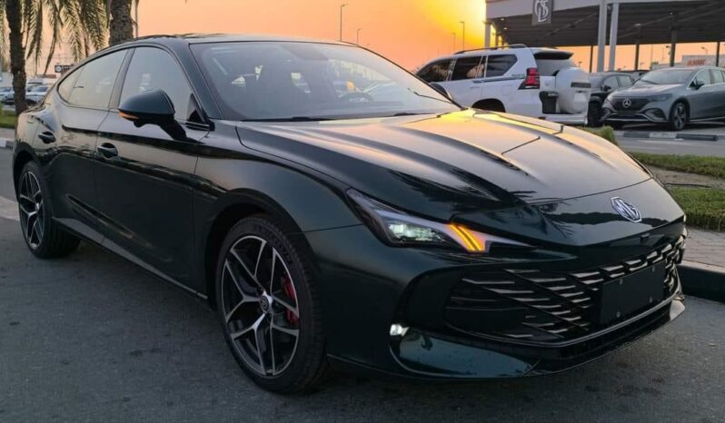 2024 MG MG7 1.5-liter turbocharged 4-cylinder Engine Black Green