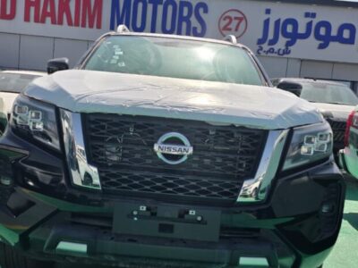 2024 Nissan Navara 2.3L twin-turbo diesel 4 Cylinder Engine Black