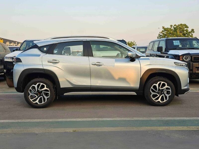 2025 Suzuki Fronx GLX EURO 5 HYBRID GCC Specs Silver Black