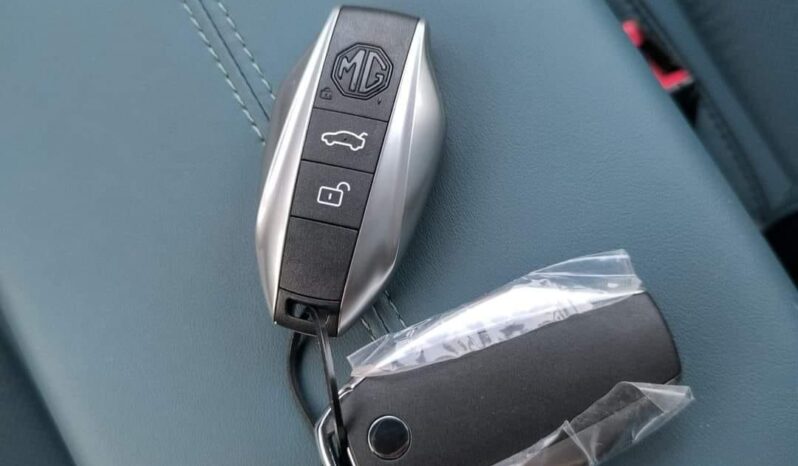 2024 MG MG7 1.5-liter turbocharged 4-cylinder Engine Black Green