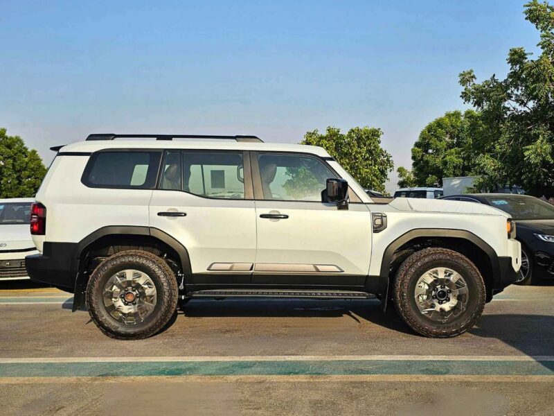 2025 Toyota Prado ADVENTURE TURBO 2.8L V4 DIESEL GCC Specs White Tan