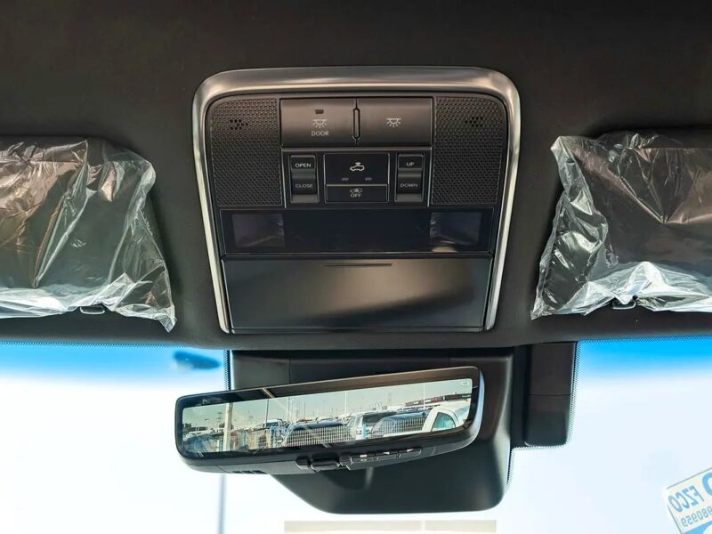 2025 Lexus LX-Series LX 600 Signature 3.5L V6 Twin-Turbocharged Black Tan