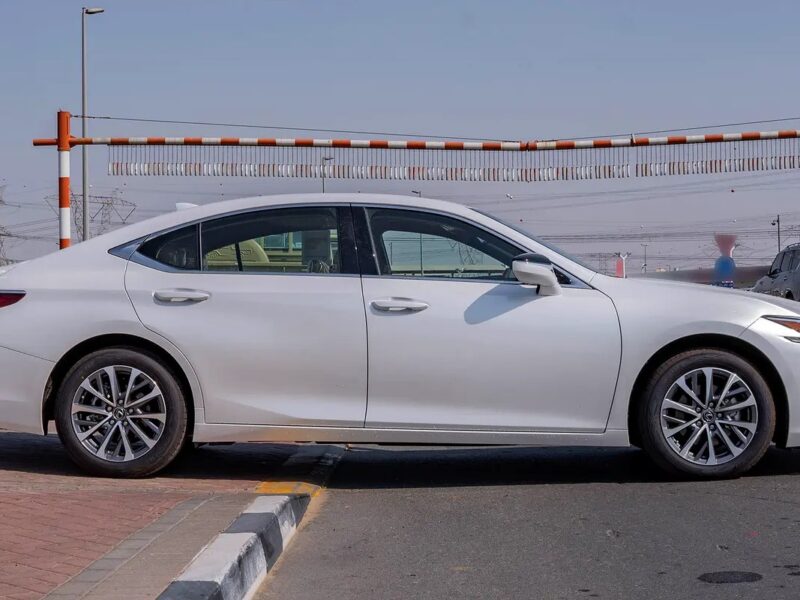 2025 Lexus ES HYBRID ES 300h 2.5L 4-Cylinder Hybrid White Tan