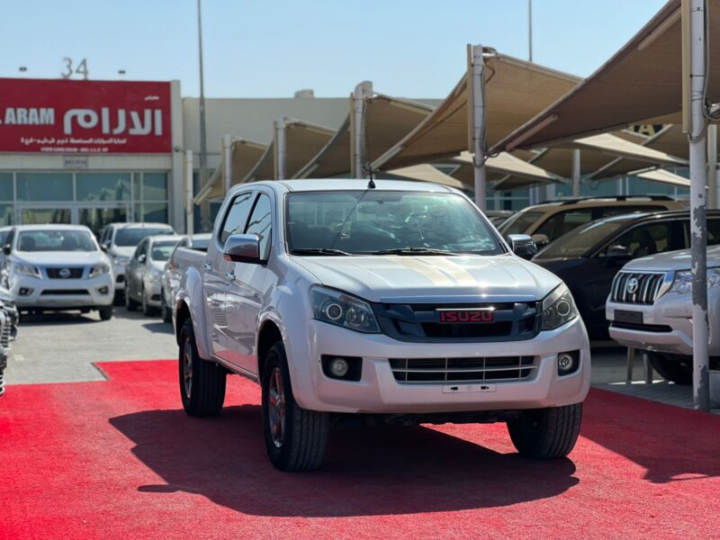 2016 Isuzu D Max 4X4 GT Manual Diesel 2.5 Turbo Manual White Black