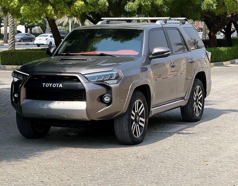 2023 Toyota 4Runner Limited 6 Cylinder Engine SUV Bronze Black