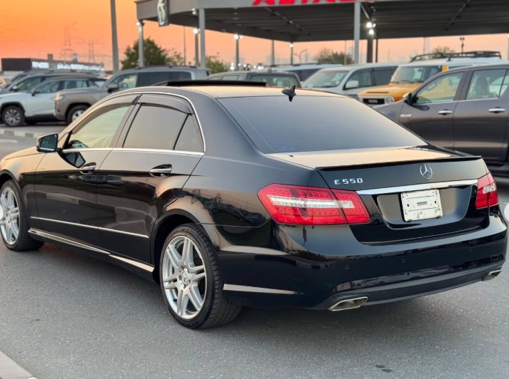 2009 MERCEDES BENZ E550 AMG BODY KIT V8 AUCTION GRADE 4/B Black