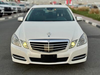 2012 Mercedes-Benz E 350 3.5 Liters V6 Engine White Black