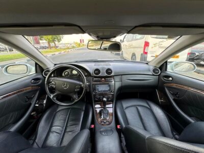 2007 Mercedes-Benz CLK-Class CLK 350 Neat & Clean Car Silver Black