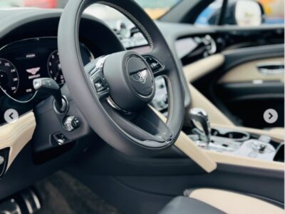 2023 BENTLEY BENTAYGA 4.0L Twin-Turbocharged V8 Black Beige CHASSIS GUARANTEE