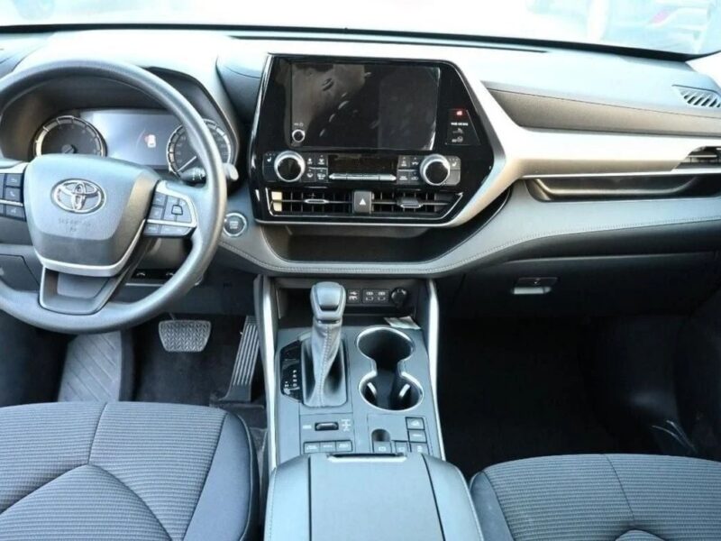 2023 Toyota Highlander TOYOTA LE 2.4L TURBO AWD A/T Petrol Grey Black