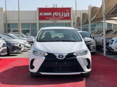 2022 Toyota Yaris1.5 L Engine GCC Specifications White Beige