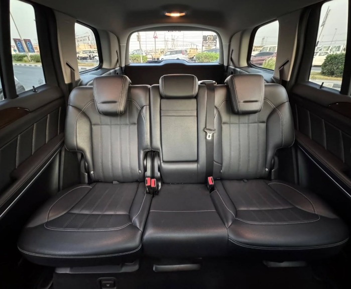 2013 MERCEDES BENZ GL450 V8 AUCTION GRADE 4/B White Black