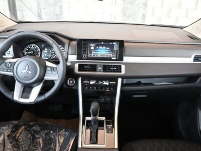 2024 Mitsubishi Xpander MITSUBISHI XPANDER 1.5L PREMIUM AT White Black