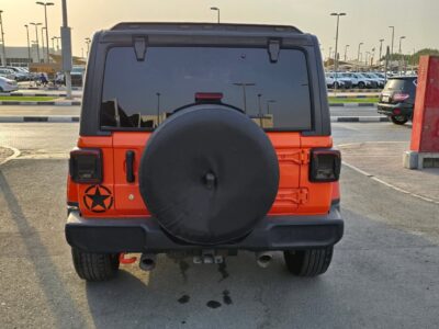 Jeep Wrangler Desert 2018 Orange Black in Very Good Condition