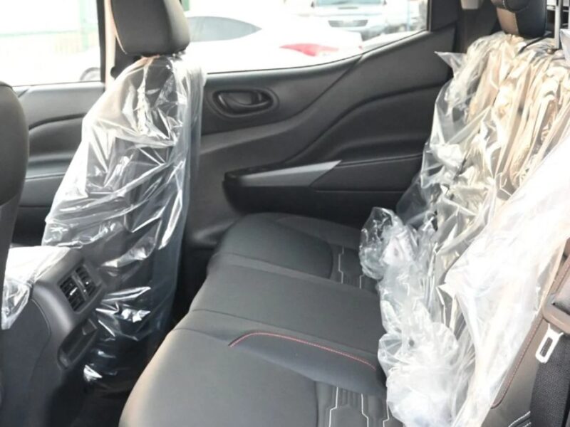 2025 Nissan Navara NISSAN NAVARA 2.5L DIESEL PRO4X 4X4 WARRIER GRAY DC AT