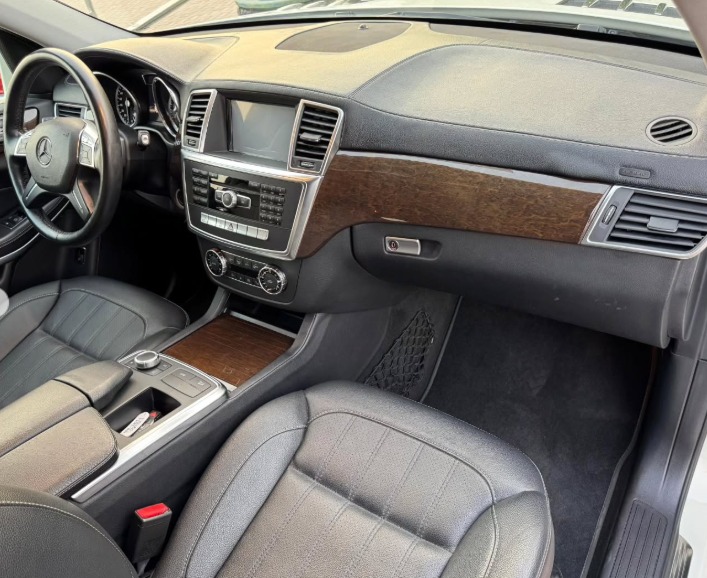 2013 MERCEDES BENZ GL450 V8 AUCTION GRADE 4/B White Black