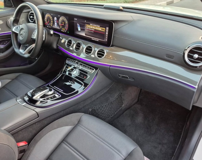 2018 MERCEDES BENZ E43 AMG V6 AUCTION GRADE 4.5/B White Black