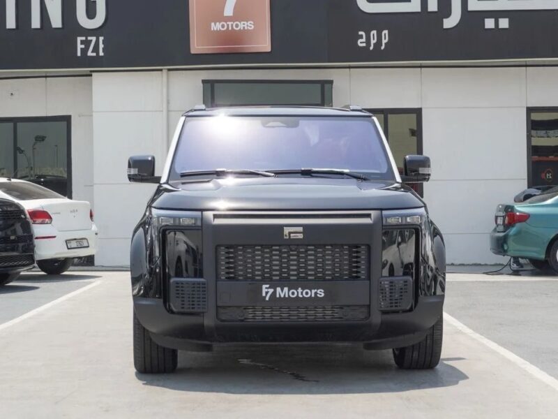 2025 ROX 01 ROX 01 Hybrid 4 Cylinder Engine Black Orange